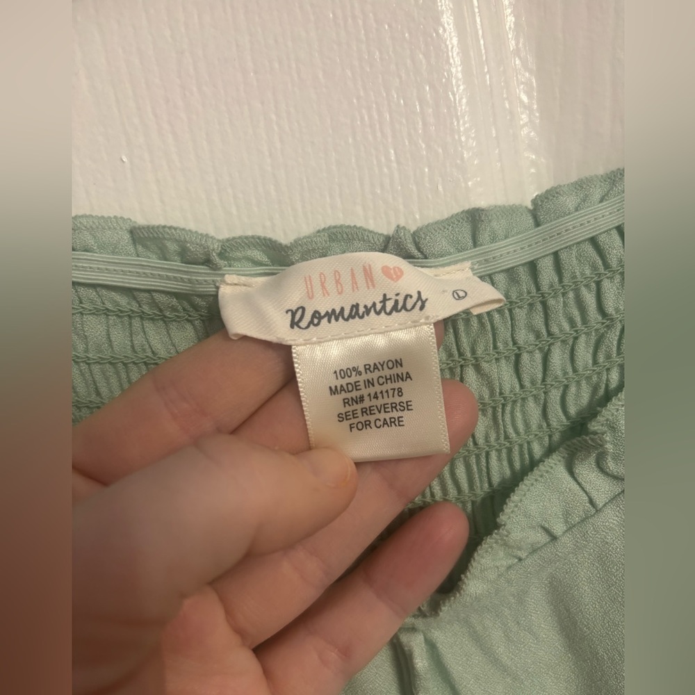 Urban Romantics Mint Peasant Top - Picture 3 of 3